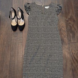 Calvin Klein Pleated Puff Cap Sleeve Black/White Dots Sheath Dress Size 4